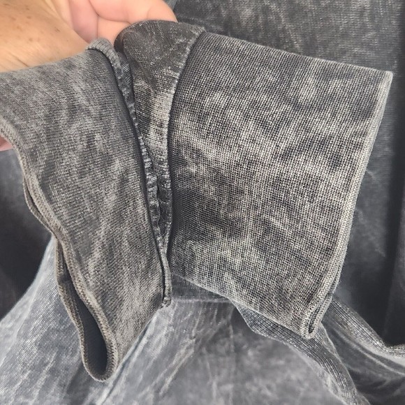 Disney Parks Halloween 2020 Maleficent Hoodie SizeM P2P 23" Length 33" Oversized - Picture 8 of 9